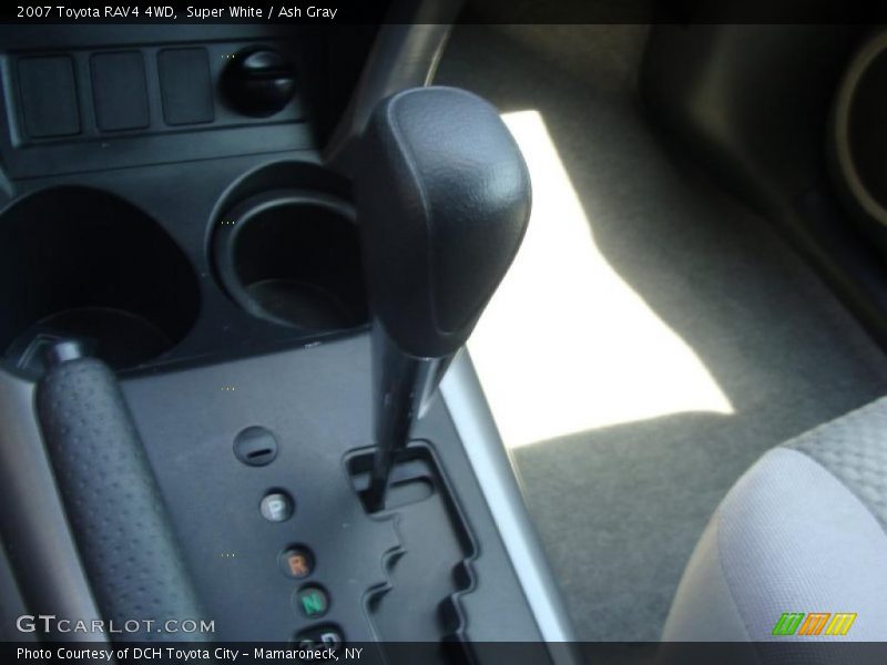 Super White / Ash Gray 2007 Toyota RAV4 4WD