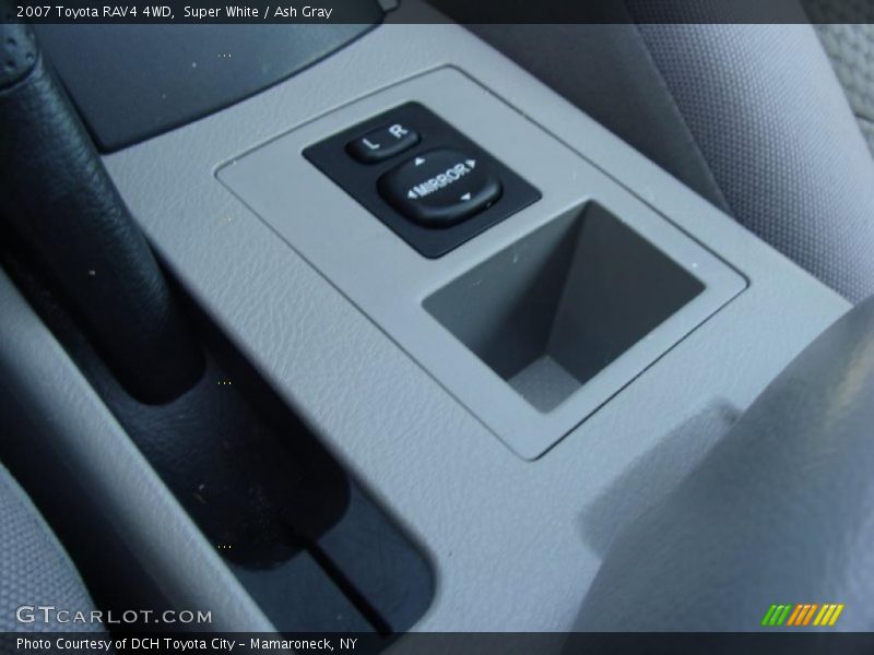 Super White / Ash Gray 2007 Toyota RAV4 4WD