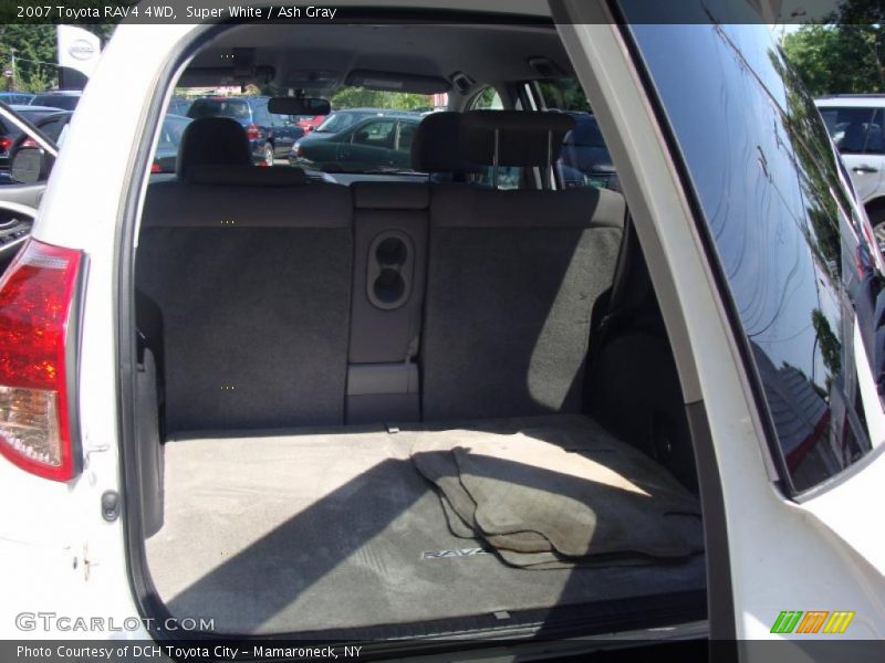 Super White / Ash Gray 2007 Toyota RAV4 4WD
