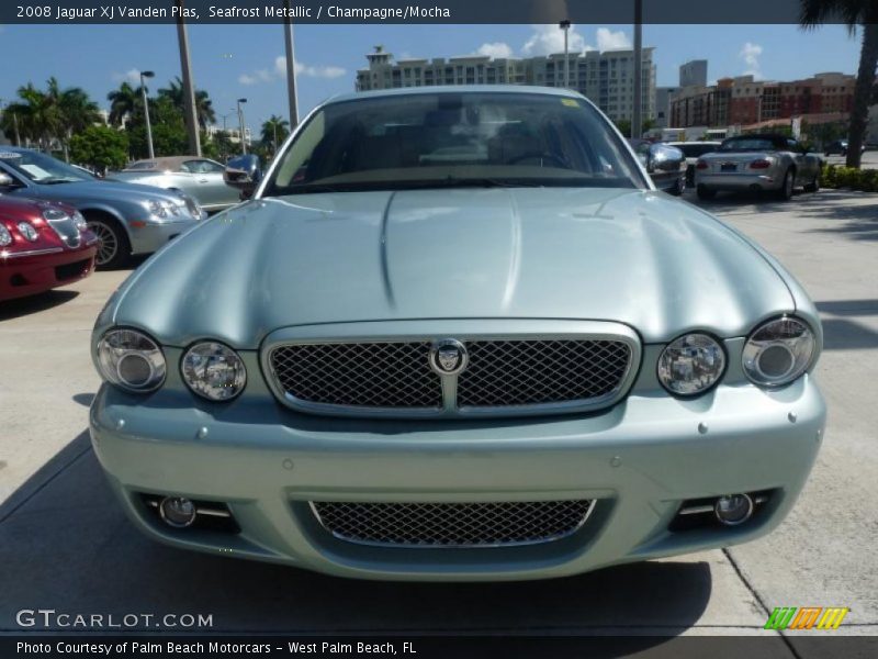 Seafrost Metallic / Champagne/Mocha 2008 Jaguar XJ Vanden Plas
