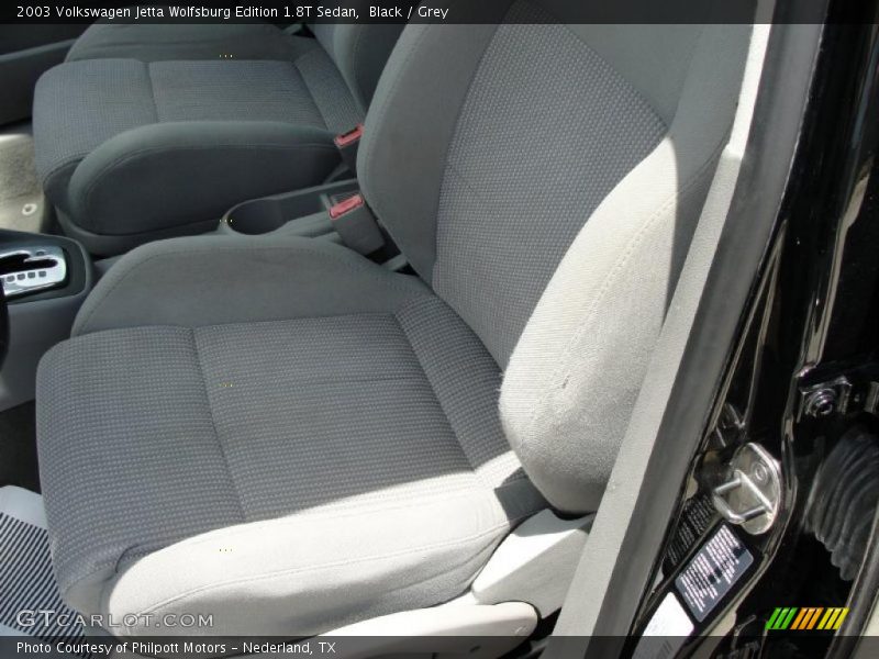 Black / Grey 2003 Volkswagen Jetta Wolfsburg Edition 1.8T Sedan