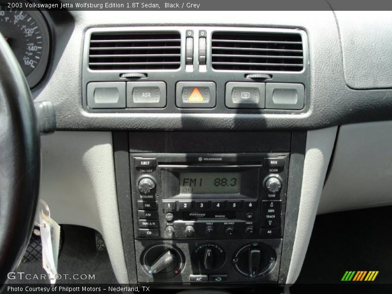 Black / Grey 2003 Volkswagen Jetta Wolfsburg Edition 1.8T Sedan