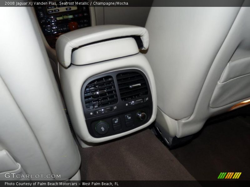 Seafrost Metallic / Champagne/Mocha 2008 Jaguar XJ Vanden Plas