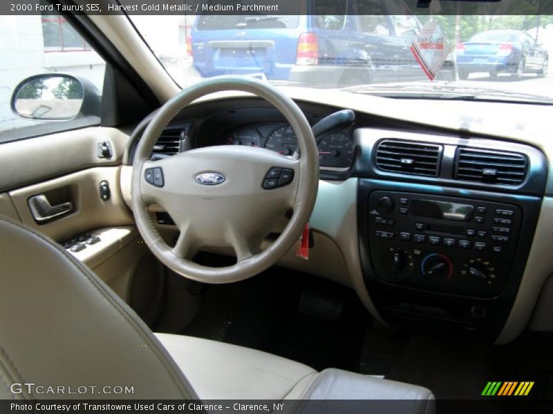 Harvest Gold Metallic / Medium Parchment 2000 Ford Taurus SES