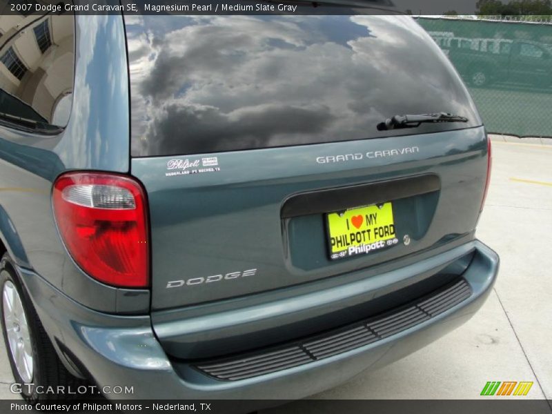 Magnesium Pearl / Medium Slate Gray 2007 Dodge Grand Caravan SE