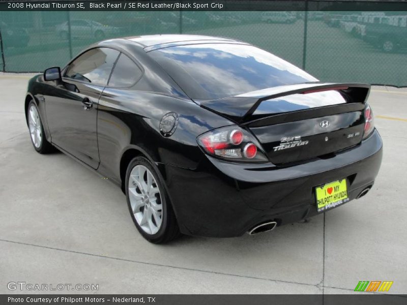 Black Pearl / SE Red Leather/Black Sport Grip 2008 Hyundai Tiburon SE