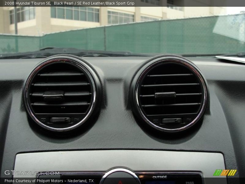 Black Pearl / SE Red Leather/Black Sport Grip 2008 Hyundai Tiburon SE