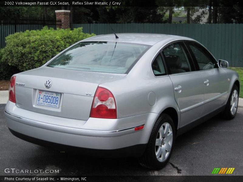Reflex Silver Metallic / Grey 2002 Volkswagen Passat GLX Sedan