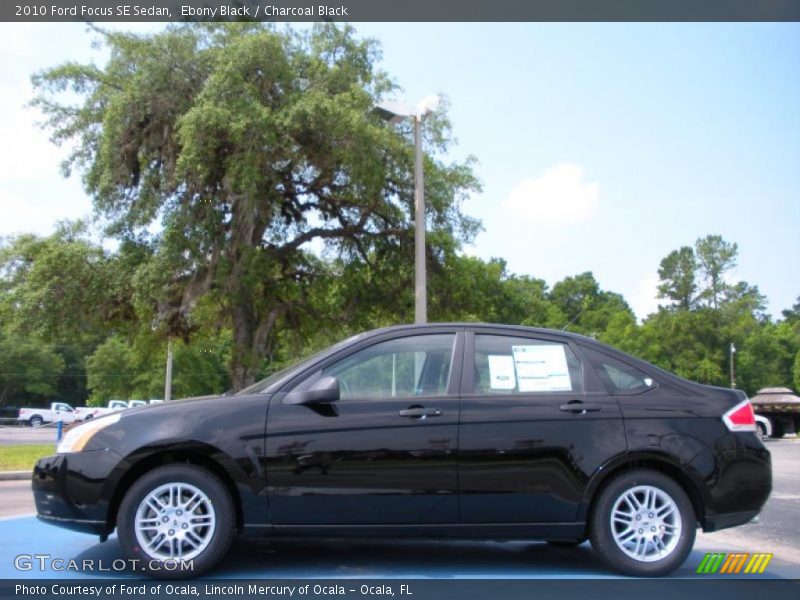 Ebony Black / Charcoal Black 2010 Ford Focus SE Sedan