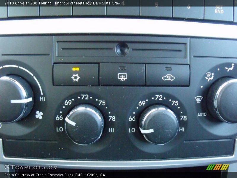 Bright Silver Metallic / Dark Slate Gray 2010 Chrysler 300 Touring