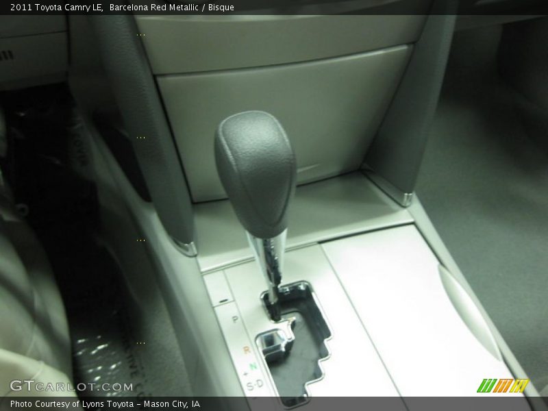 Barcelona Red Metallic / Bisque 2011 Toyota Camry LE
