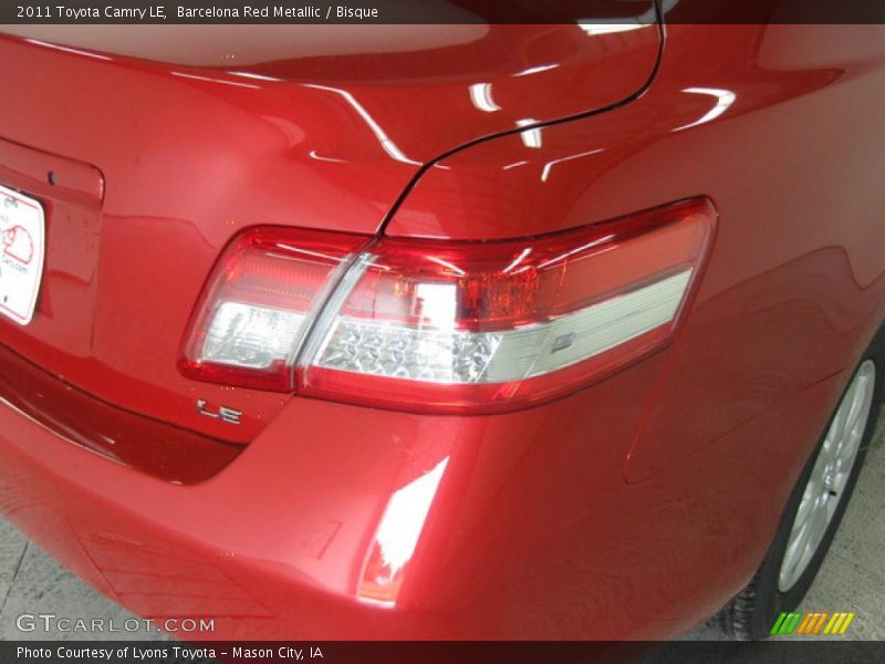 Barcelona Red Metallic / Bisque 2011 Toyota Camry LE