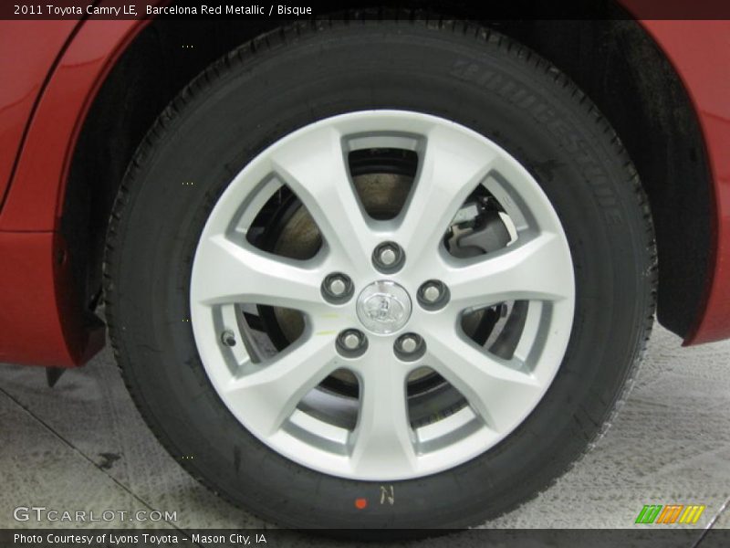 Barcelona Red Metallic / Bisque 2011 Toyota Camry LE