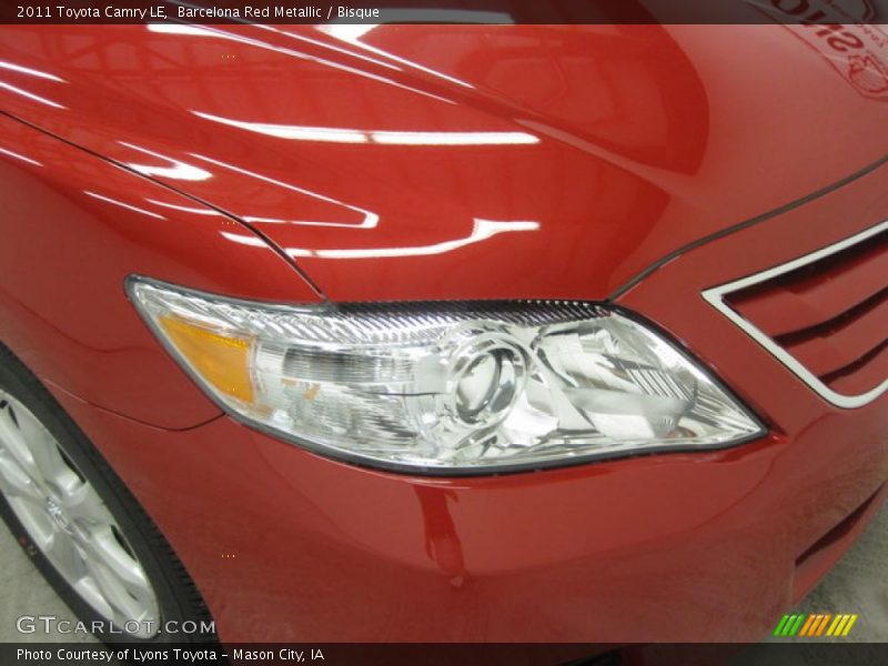 Barcelona Red Metallic / Bisque 2011 Toyota Camry LE
