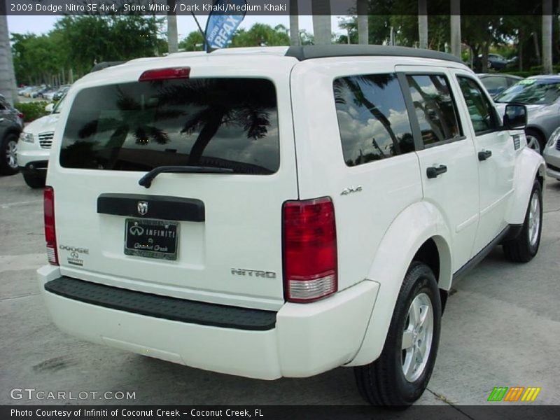 Stone White / Dark Khaki/Medium Khaki 2009 Dodge Nitro SE 4x4
