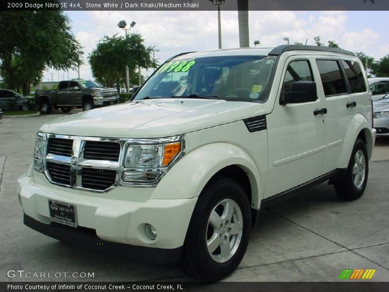 Stone White / Dark Khaki/Medium Khaki 2009 Dodge Nitro SE 4x4
