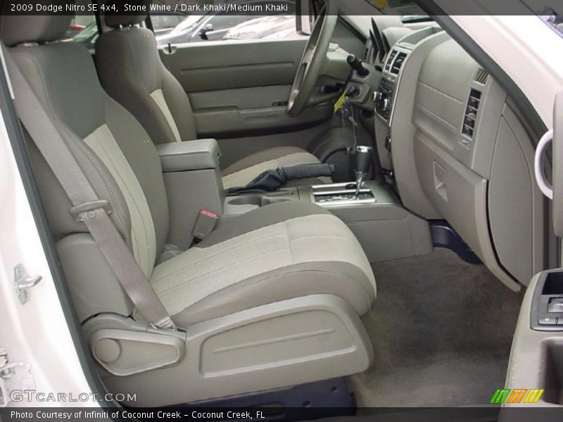 Stone White / Dark Khaki/Medium Khaki 2009 Dodge Nitro SE 4x4
