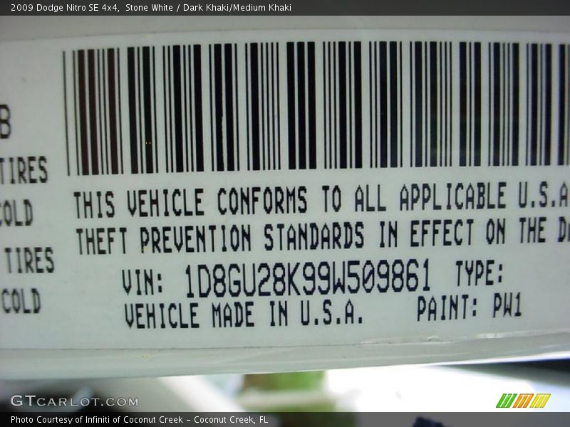 Stone White / Dark Khaki/Medium Khaki 2009 Dodge Nitro SE 4x4