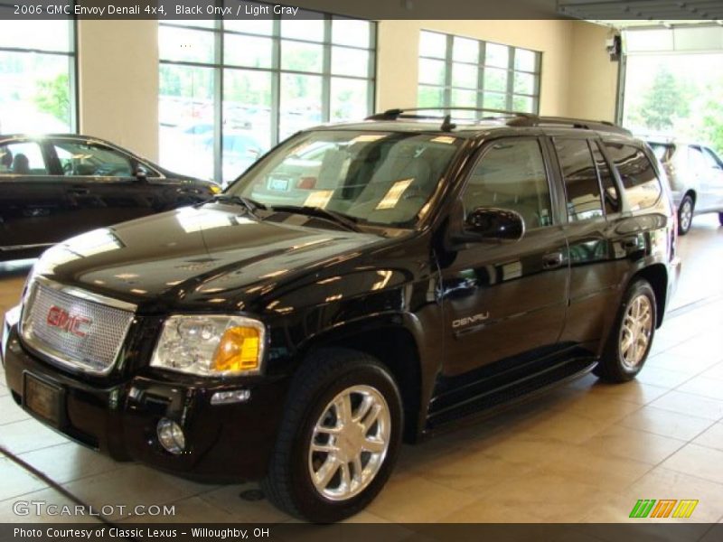 Black Onyx / Light Gray 2006 GMC Envoy Denali 4x4