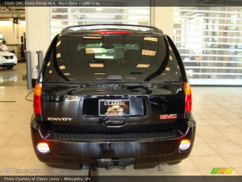 Black Onyx / Light Gray 2006 GMC Envoy Denali 4x4