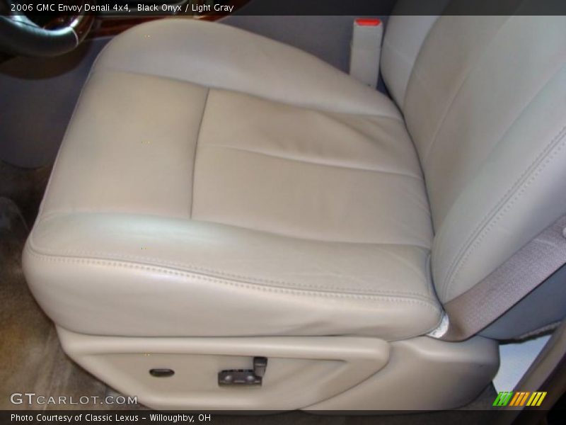 Black Onyx / Light Gray 2006 GMC Envoy Denali 4x4