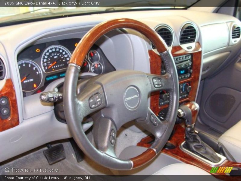 Black Onyx / Light Gray 2006 GMC Envoy Denali 4x4