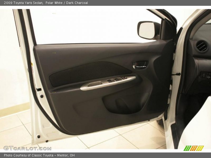 Polar White / Dark Charcoal 2009 Toyota Yaris Sedan