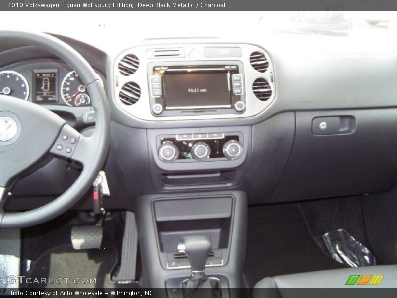 Deep Black Metallic / Charcoal 2010 Volkswagen Tiguan Wolfsburg Edition