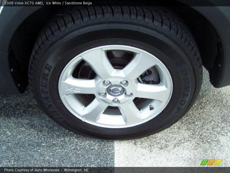 Ice White / Sandstone Beige 2008 Volvo XC70 AWD
