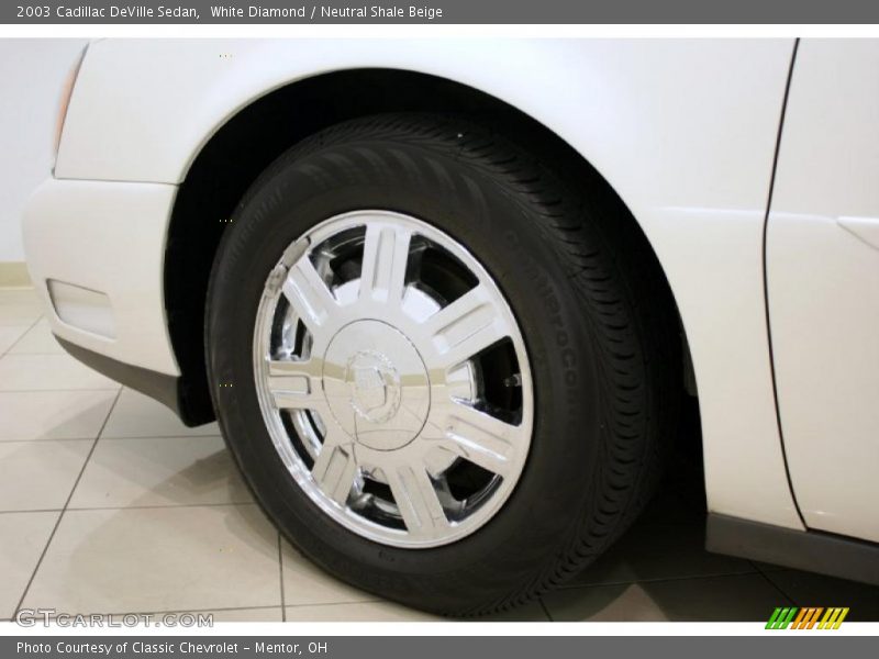 White Diamond / Neutral Shale Beige 2003 Cadillac DeVille Sedan