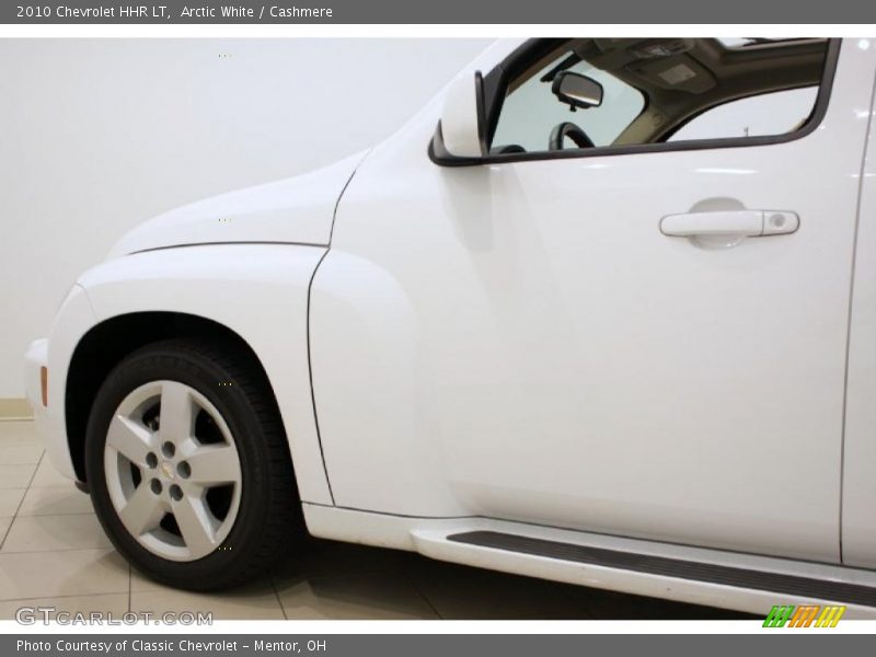 Arctic White / Cashmere 2010 Chevrolet HHR LT