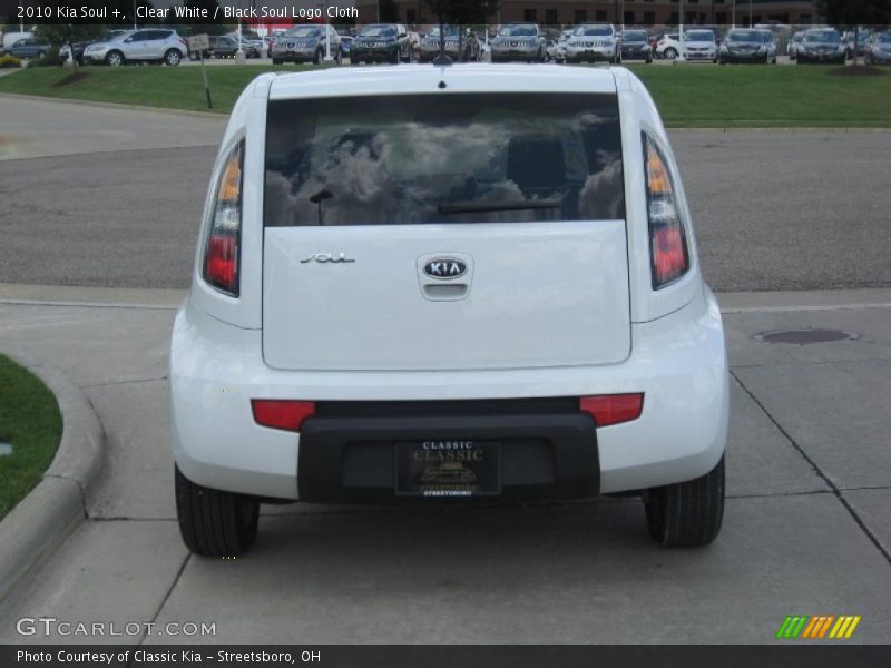 Clear White / Black Soul Logo Cloth 2010 Kia Soul +