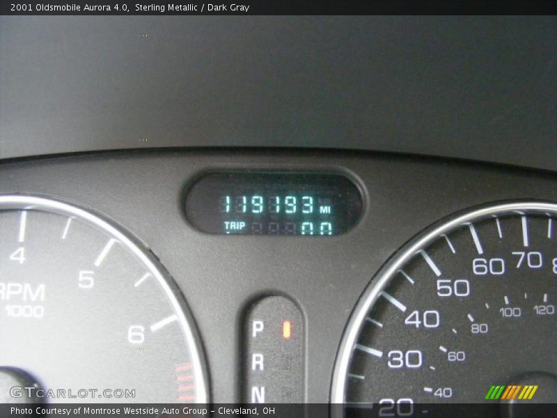 Sterling Metallic / Dark Gray 2001 Oldsmobile Aurora 4.0