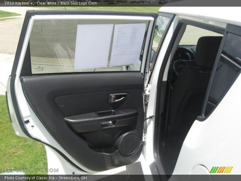 Clear White / Black Soul Logo Cloth 2010 Kia Soul +