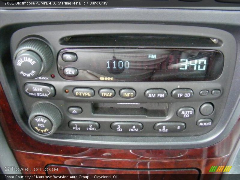 Sterling Metallic / Dark Gray 2001 Oldsmobile Aurora 4.0