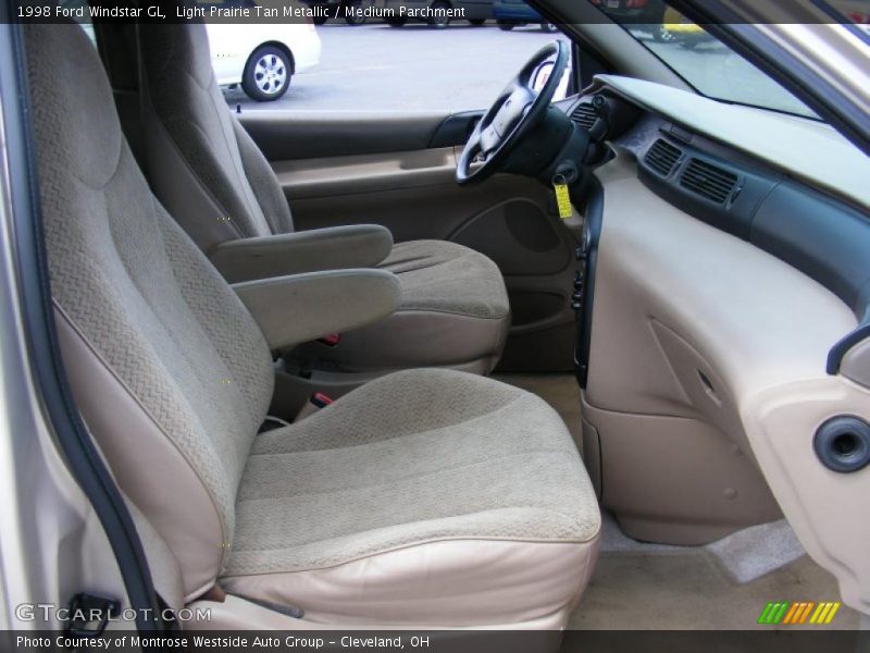 Light Prairie Tan Metallic / Medium Parchment 1998 Ford Windstar GL