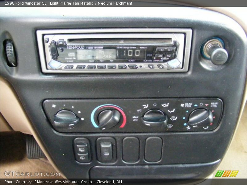 Light Prairie Tan Metallic / Medium Parchment 1998 Ford Windstar GL
