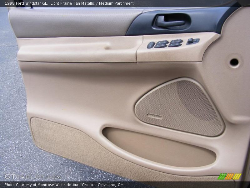 Light Prairie Tan Metallic / Medium Parchment 1998 Ford Windstar GL