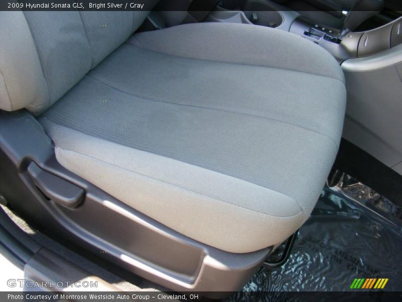 Bright Silver / Gray 2009 Hyundai Sonata GLS