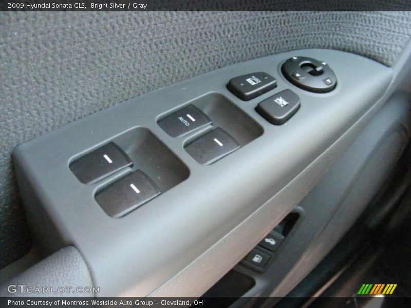 Bright Silver / Gray 2009 Hyundai Sonata GLS
