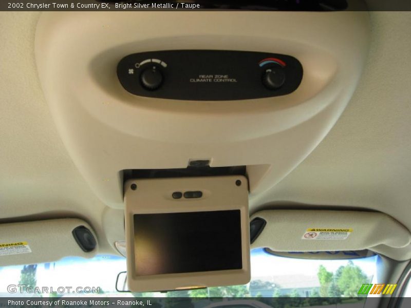 Bright Silver Metallic / Taupe 2002 Chrysler Town & Country EX