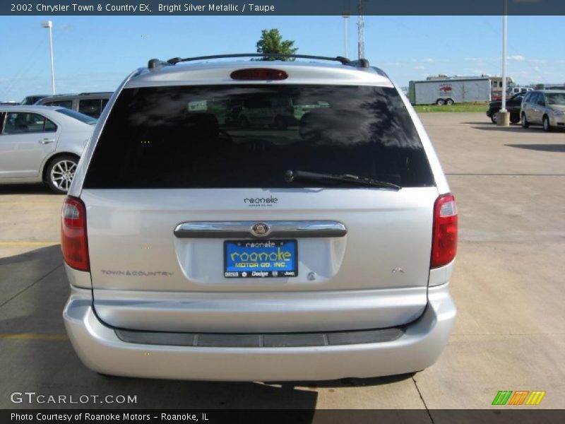 Bright Silver Metallic / Taupe 2002 Chrysler Town & Country EX