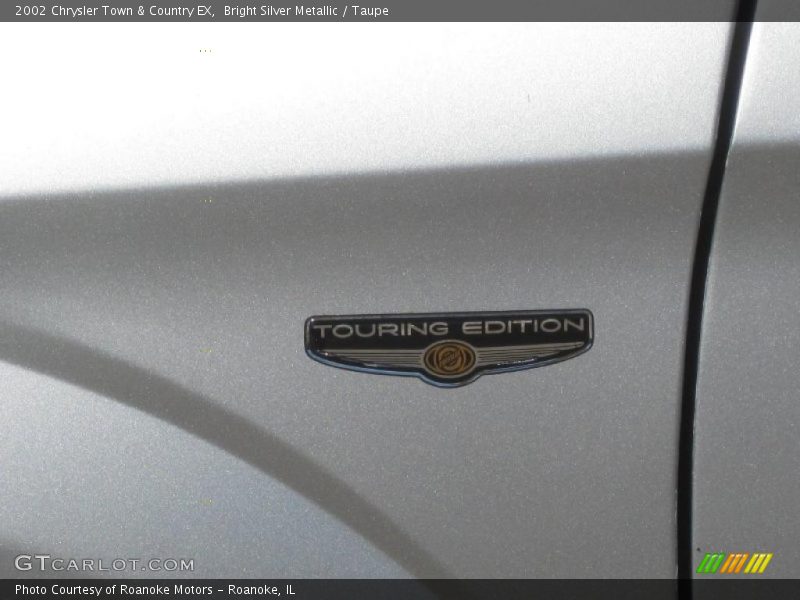 Bright Silver Metallic / Taupe 2002 Chrysler Town & Country EX