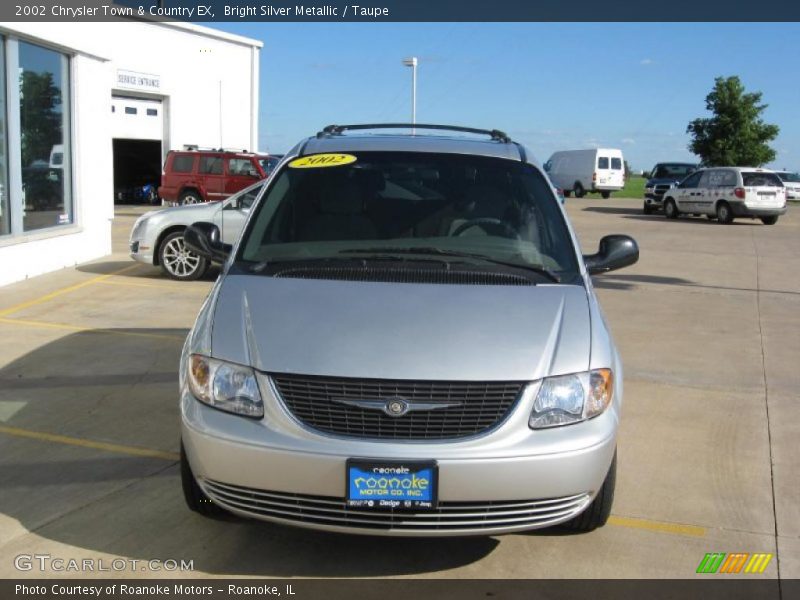 Bright Silver Metallic / Taupe 2002 Chrysler Town & Country EX