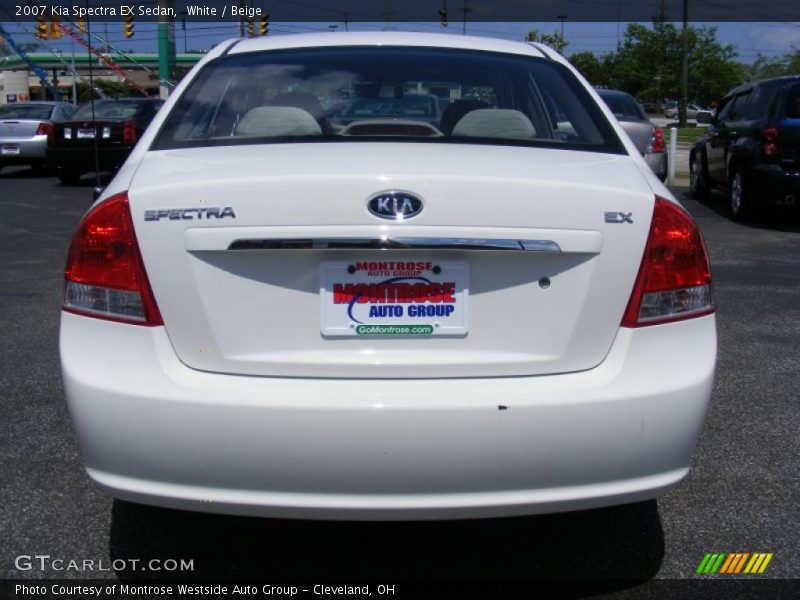 White / Beige 2007 Kia Spectra EX Sedan