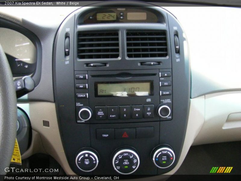 White / Beige 2007 Kia Spectra EX Sedan