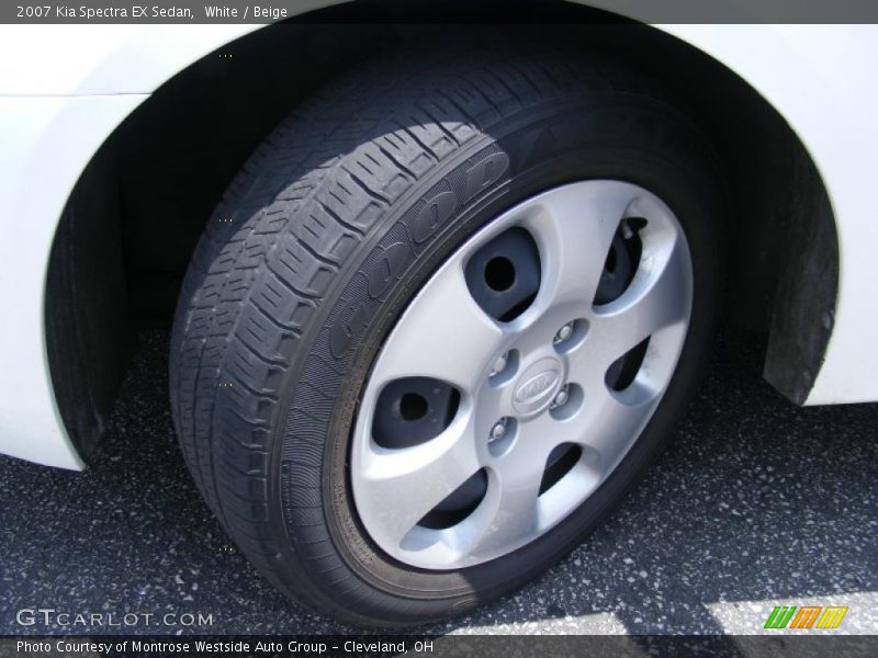 White / Beige 2007 Kia Spectra EX Sedan