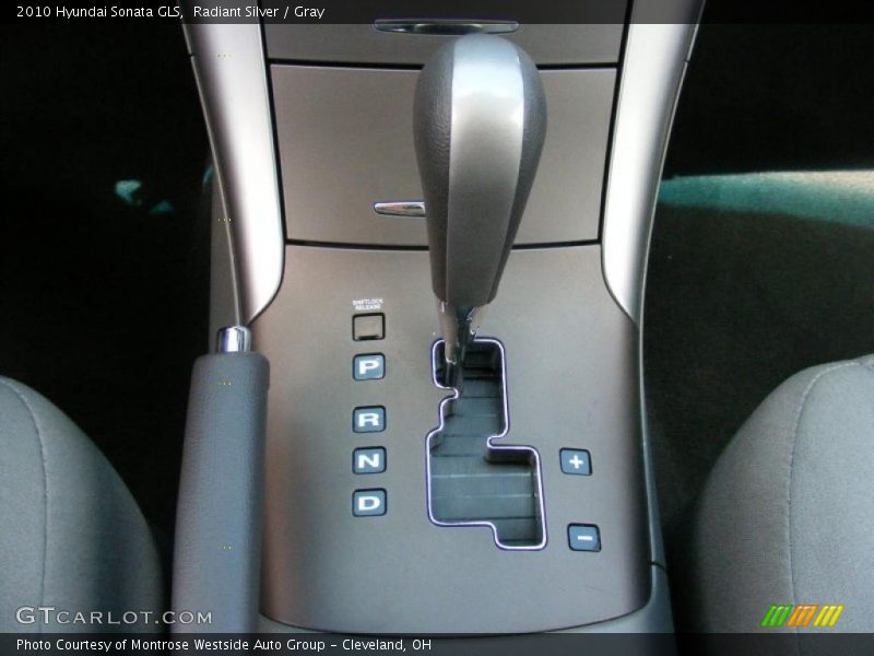 Radiant Silver / Gray 2010 Hyundai Sonata GLS