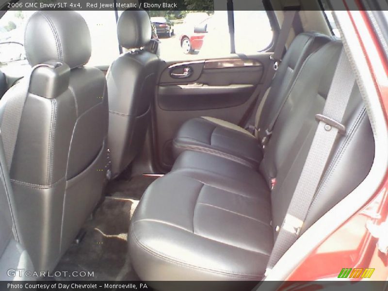 Red Jewel Metallic / Ebony Black 2006 GMC Envoy SLT 4x4