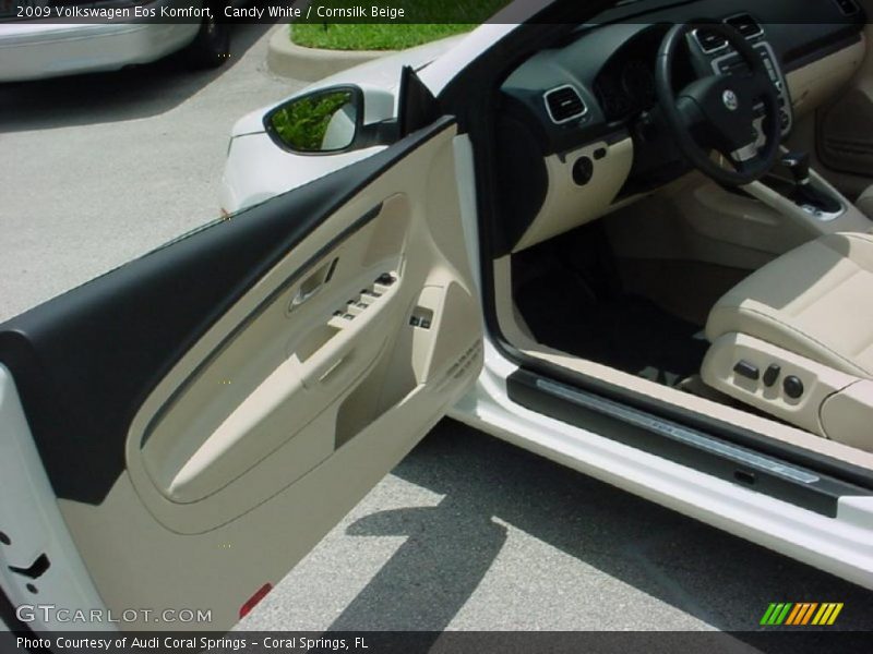Candy White / Cornsilk Beige 2009 Volkswagen Eos Komfort